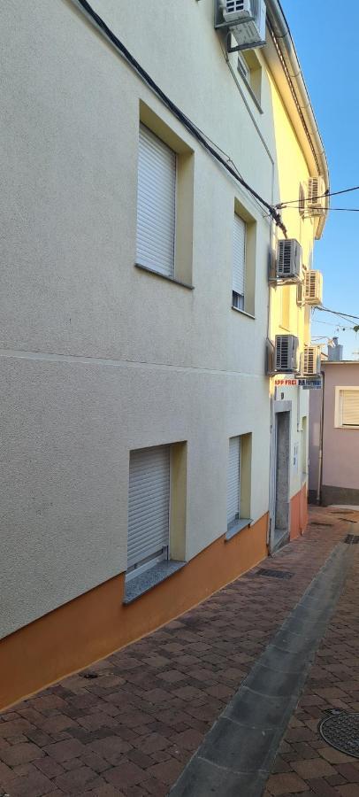 Apartmani Luka Crikvenica Ngoại thất bức ảnh